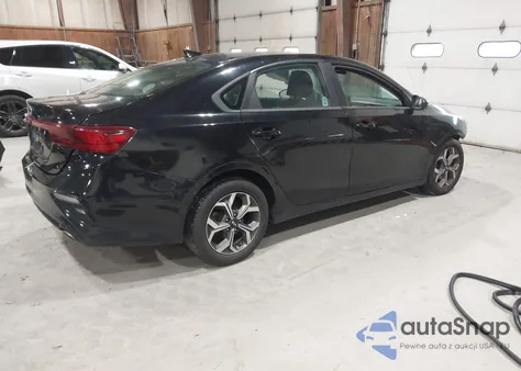 2020 Kia Forte Lxs z USA, uszkodzony, nr VIN 3KPF24AD4LE237812